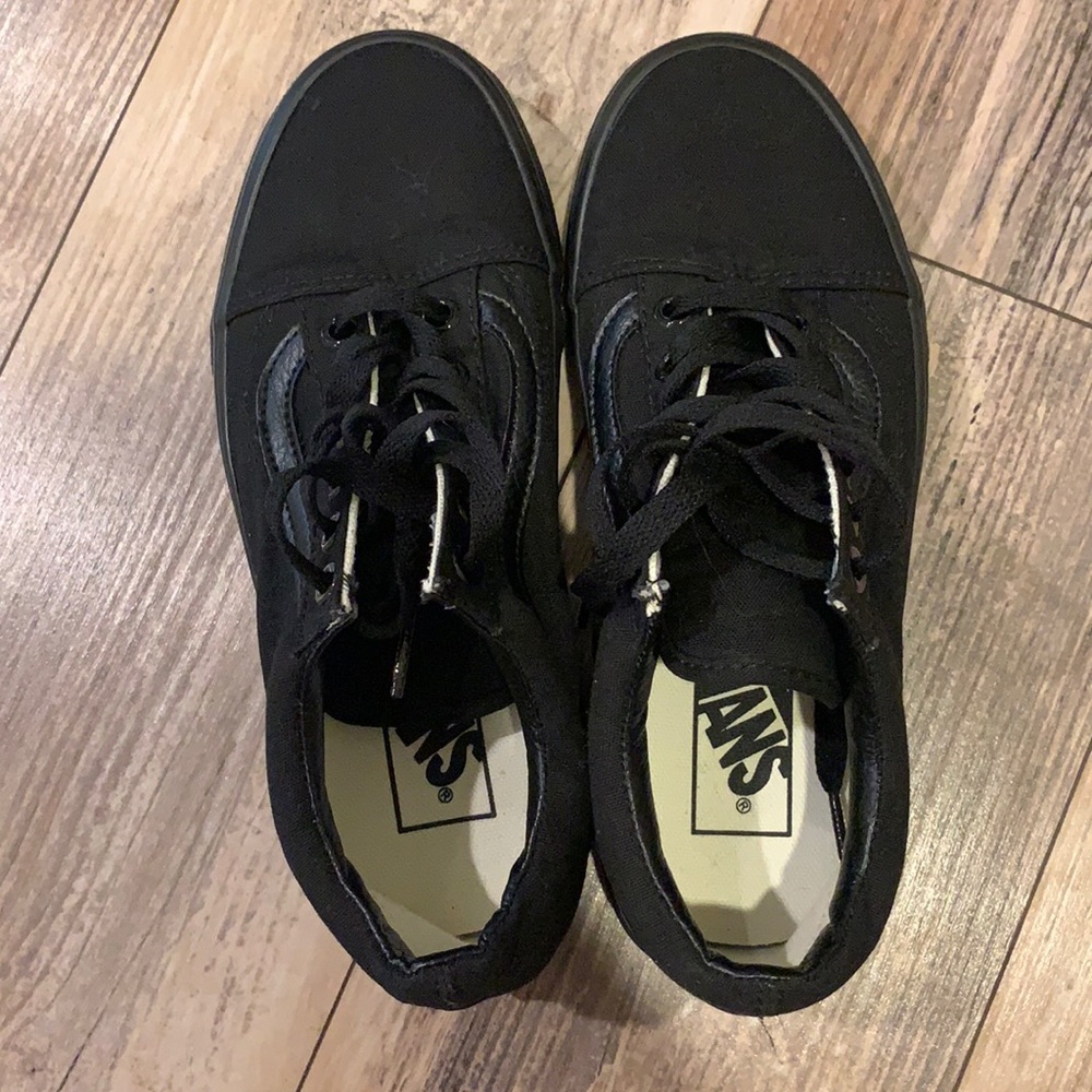 Brand new all black vanz